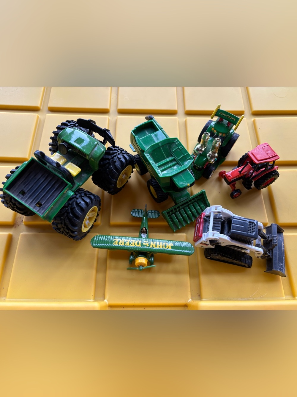John Deere lot as shown in pic